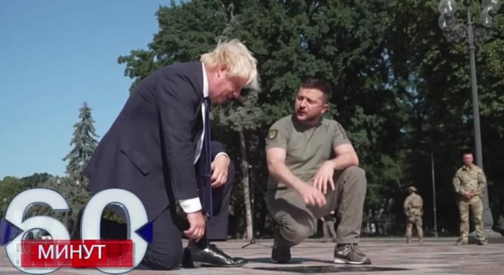 В честь Джонсона на Украине уже делают пирожные, рисуют муралы, шьют мягкие игрушки