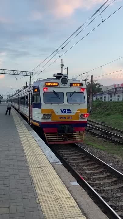 ���������� ������. � ����� ������ ������ ���������� ������� - ����, � � ��������� ���� �������� ����������� ������-����