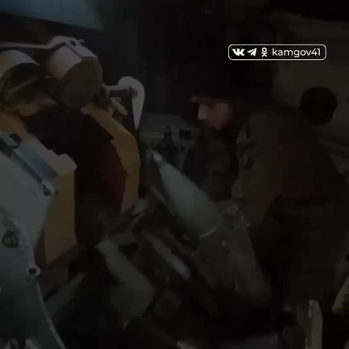 Смелые, мужественные камчатские бойцы 40 отдельной бригады ежедневно без сна и отдыха трудятся на передовой