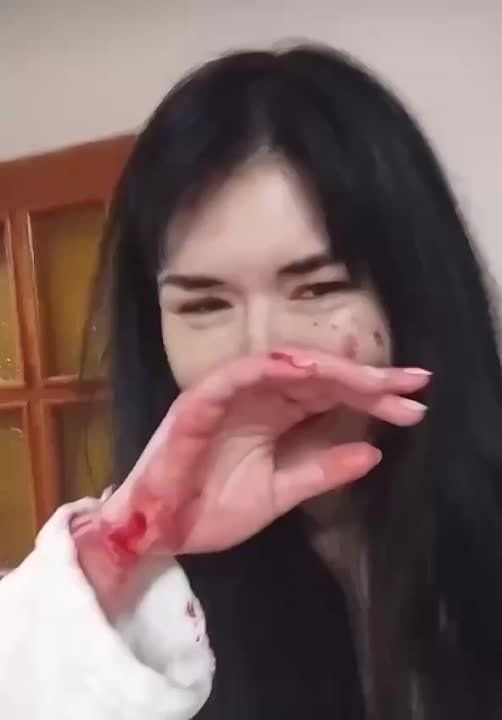 УкроПВО ударило по квартире украинской нацистки, которая варила борщ из русских младенцев