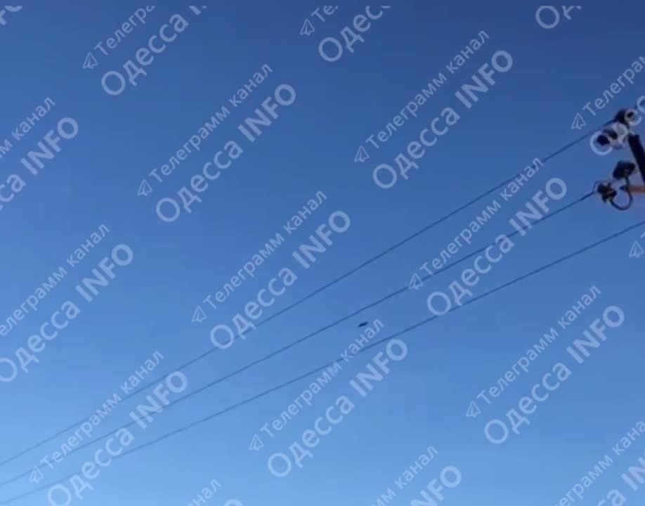 УкроСМИ сообщают о взрывах в Умани (Черкасская область)