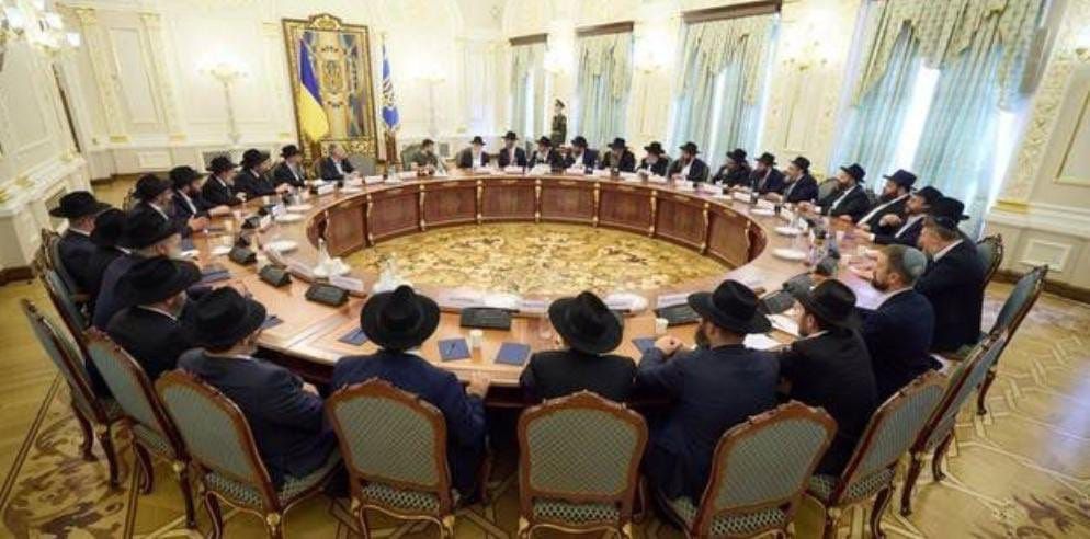 Президент Украины Владимир Зеленский снова шантажирует Израиль, требуя поставок систем ПВО