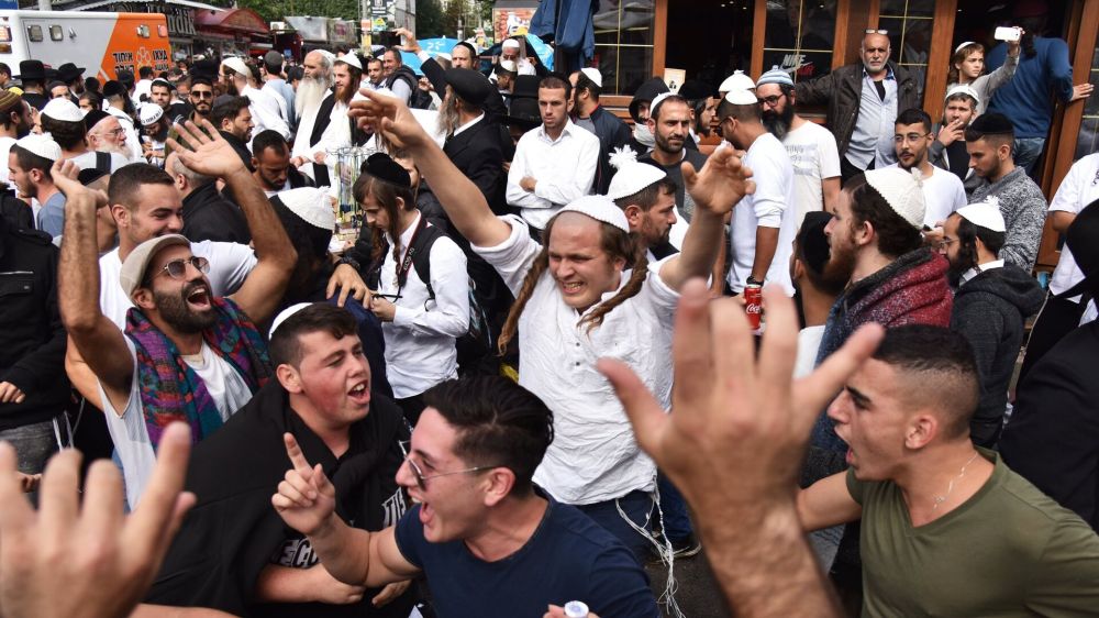 Массовые гуляния и угроза военной провокации. В Умани встречают иудейский Новый год