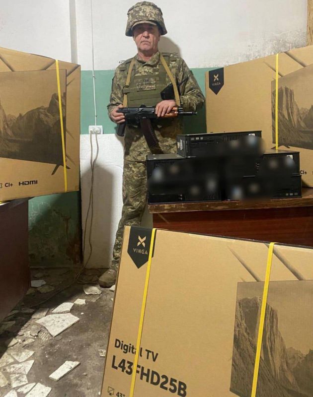 � 44-� ������� ��� (����������������, ��. ������� ������ ��������), ������������ ��������� ��������� �� ����������, ������� �������, ������� ������� �����������