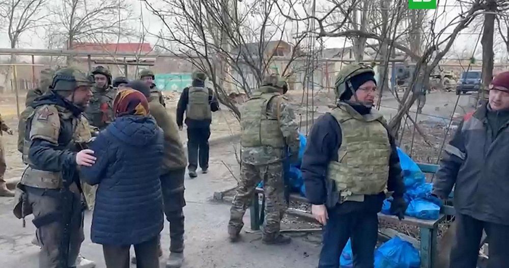 «Мы, как черви, выползаем»: как живут люди в разрушенной Авдеевке