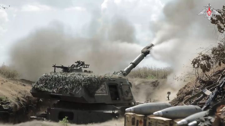 ВС РФ ударили по заводу и военному аэродрому в Умани