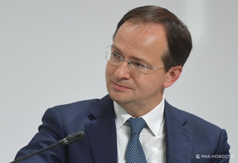 Биография Владимира Мединского