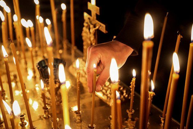 Храм Украинской православной церкви закидали яйцами и камнями