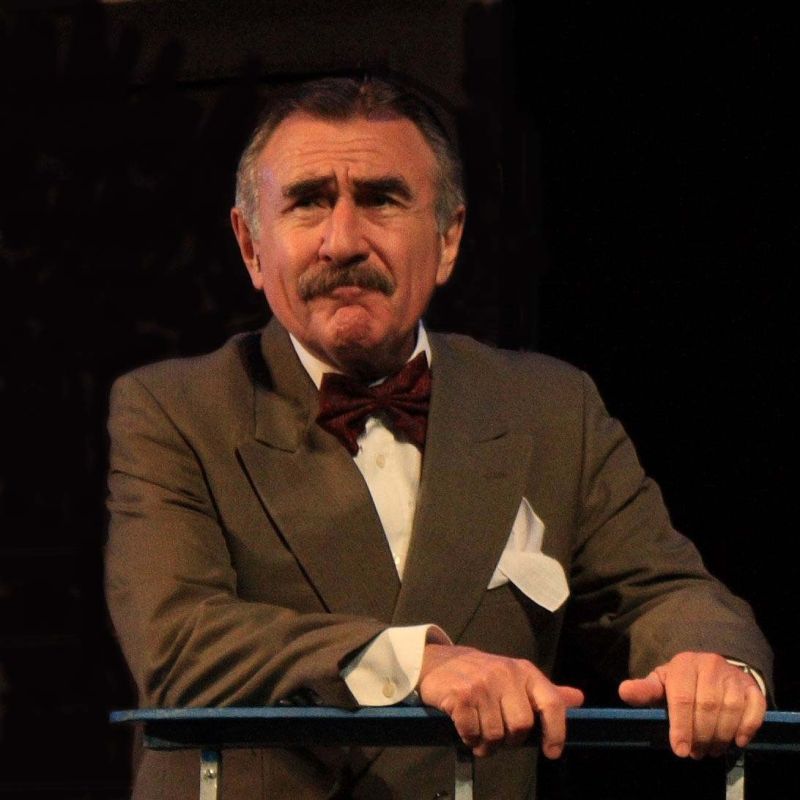 Известный телеведущий Леонид Каневский страдает от онкологии — в последнее время он жалуется на боли в районе малого таза