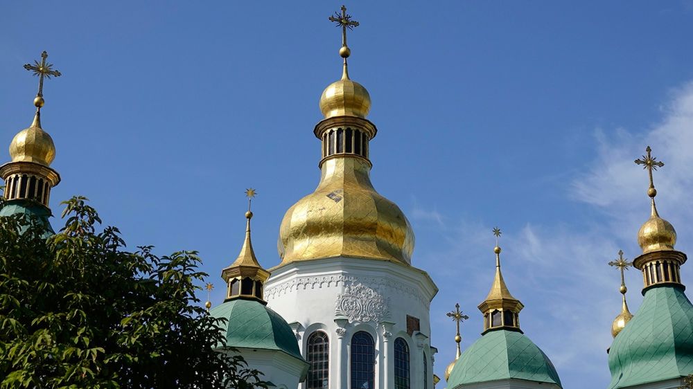 Сторонники ПЦУ захватили храм канонической УПЦ в Черкасской области