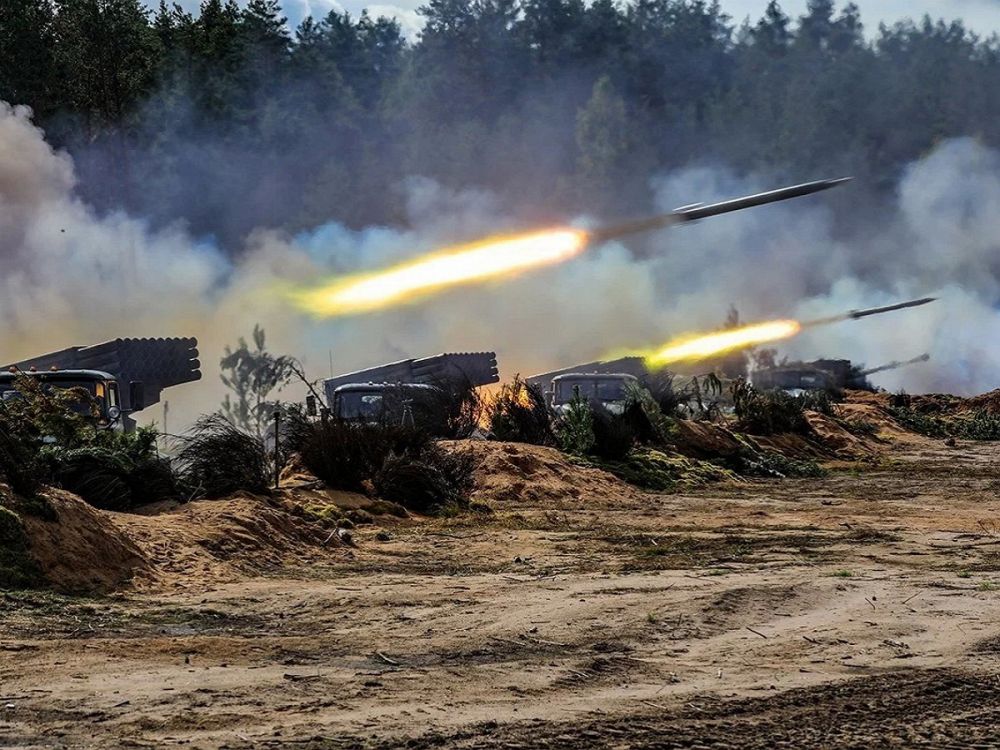 ВС РФ нанесли массированный удар по объектам ВСУ в ряде областей Украины