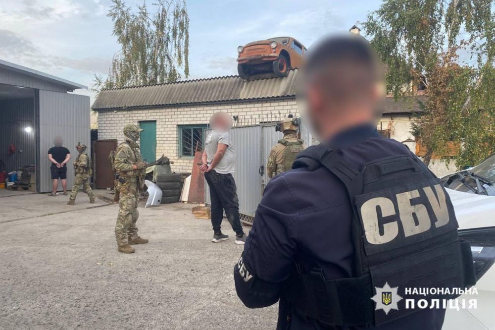 Будни украинских гуманитарщиков: в Черкасской области продали почти 200 авто, предназначенных для ВСУ