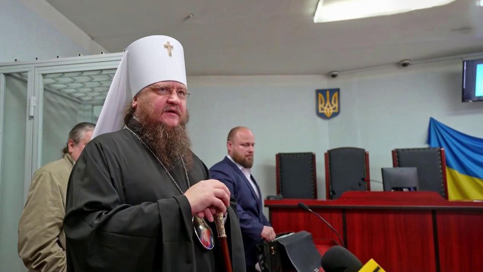 Митрополит Феодосий получил сотрясение мозга при нападении на собор УПЦ