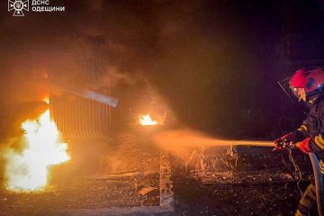 Кулеба заявил о повреждении инфраструктуры Одесской и Черкасской областей