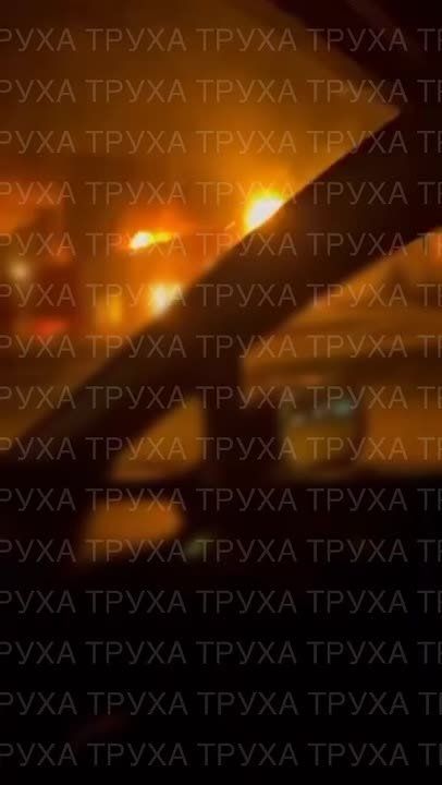 Пылает склад во Львове: по Украине идет новая волна ударов