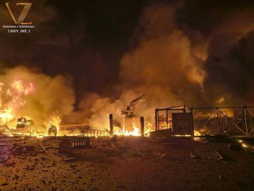 Ночью ВС РФ провели комбинированную атаку по тыловым и энергетическим объектам противника