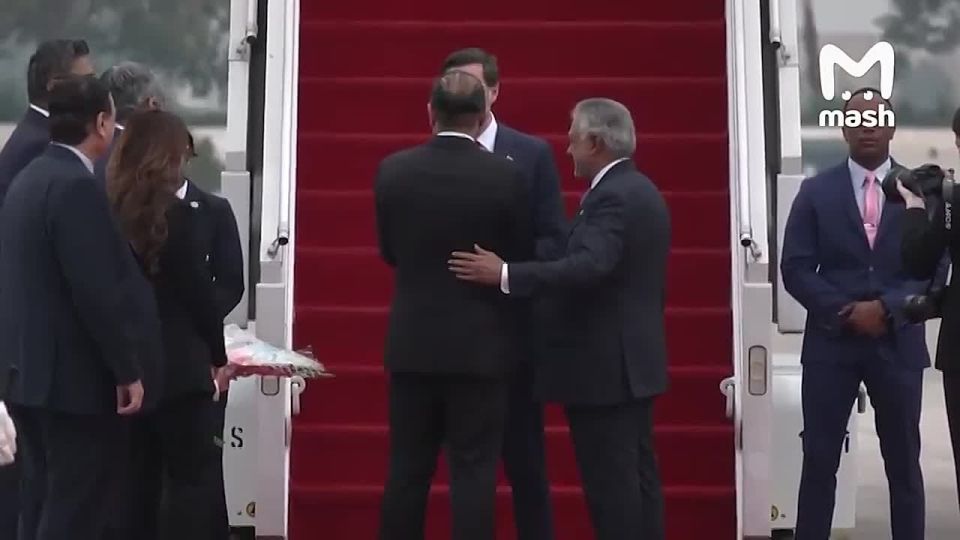 Переговоры Ирана и США по завершению конфликта на Ближнем Востоке начнутся сегодня в Исламабаде около 15:00 по московскому времени